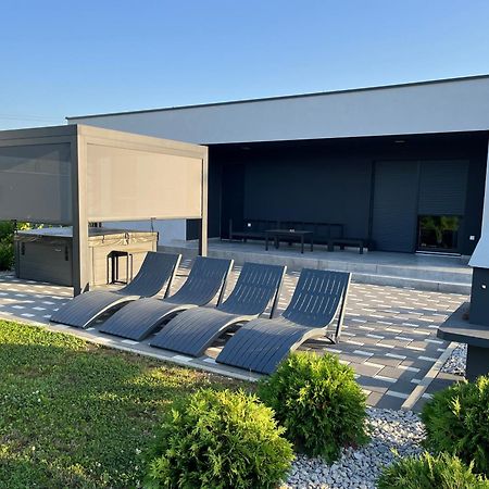 K Relax Place, Varazdinske Toplice, Modern Home With Sauna, Jacuzzi, Wifi Екстериор снимка