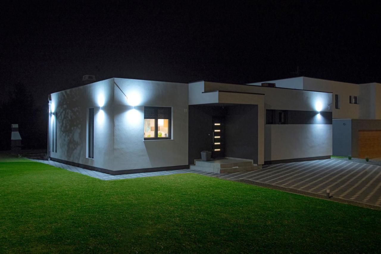 K Relax Place, Varazdinske Toplice, Modern Home With Sauna, Jacuzzi, Wifi Екстериор снимка
